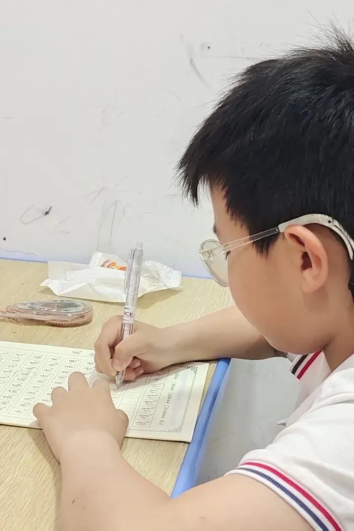 期中试卷上的“隐藏扣分点”,字迹潦草真的会吃亏吗? 第38张