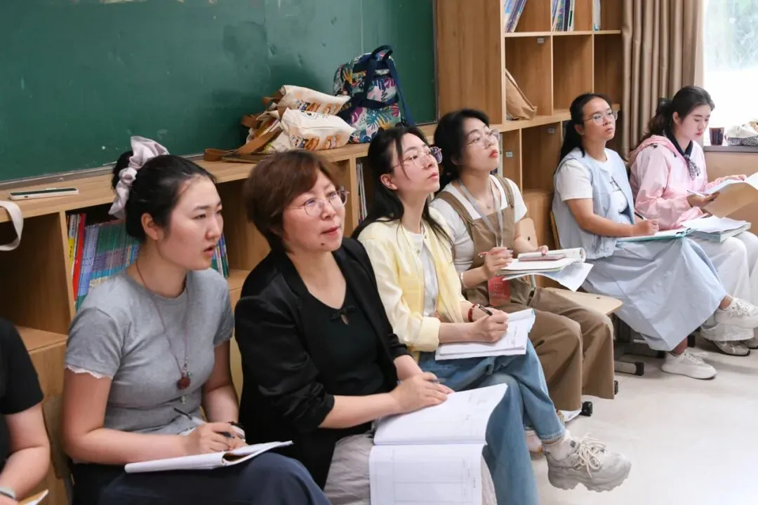 两校教师跨城相聚,共研中考备考 第25张