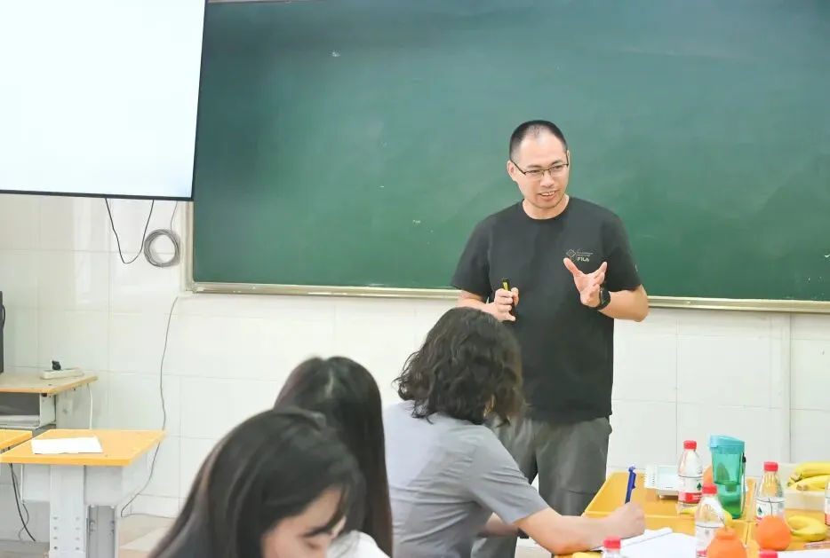 两校教师跨城相聚,共研中考备考 第33张