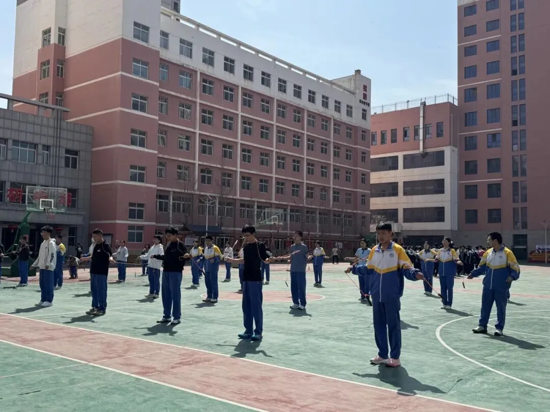 提前蓄力,备战体育中考——成功初二年级开展中考体育项目训练 第7张