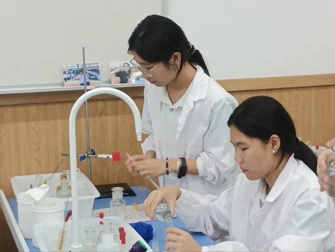 以练促考,强化操作丨中考全日制学子全力备战物化实验考试 第17张