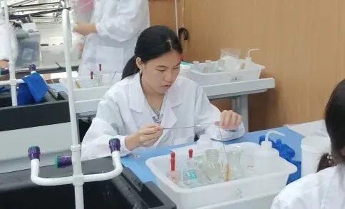 以练促考,强化操作丨中考全日制学子全力备战物化实验考试 第20张
