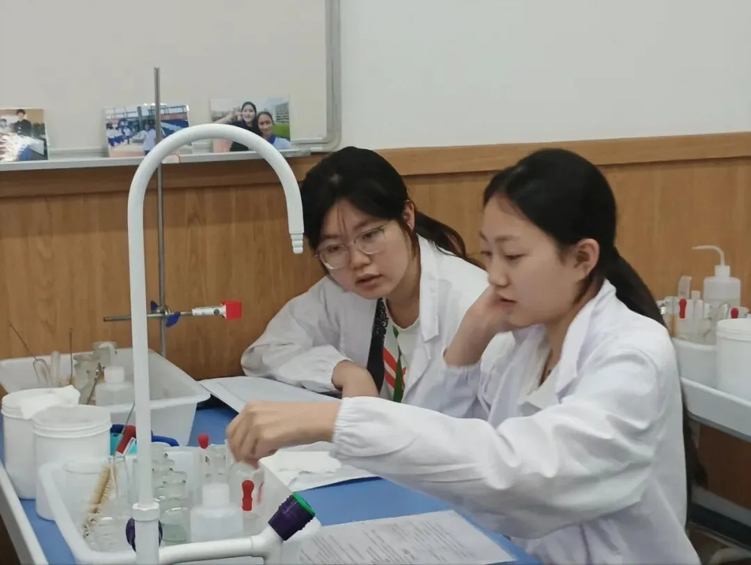 以练促考,强化操作丨中考全日制学子全力备战物化实验考试 第30张