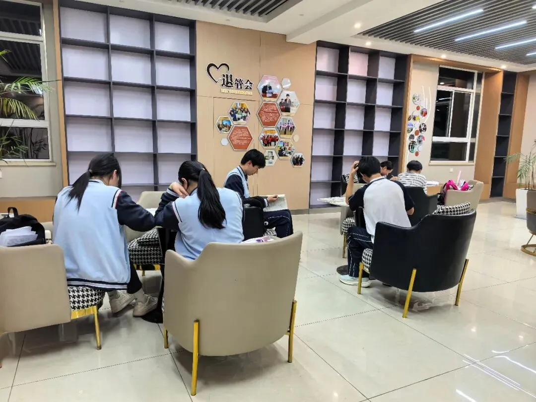 中考倒计时40天,家长会上我对家长们“灵魂四问” 第1张