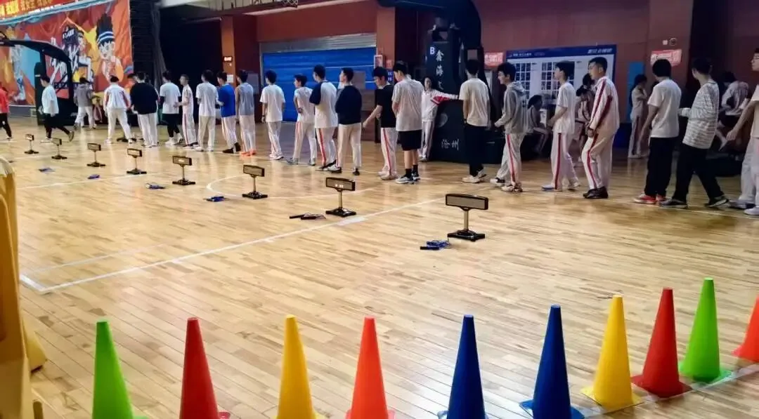 体育中考万人模拟测试圆满收官!城运体产专业护航2026岳阳体育中考改革元年 第12张 体育中考万人模拟测试圆满收官!城运体产专业护航2026岳阳体育中考改革元年 第12张