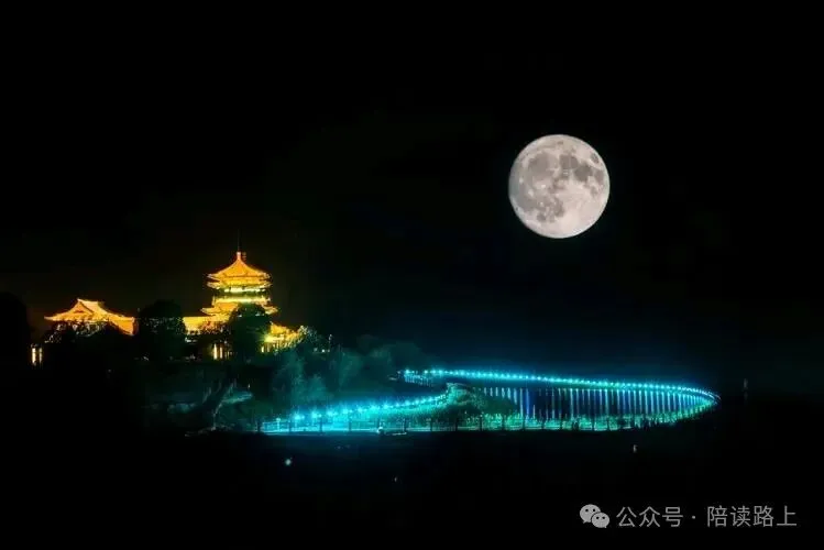 中考满分作文:《那一刻,我读懂了____》 第9张