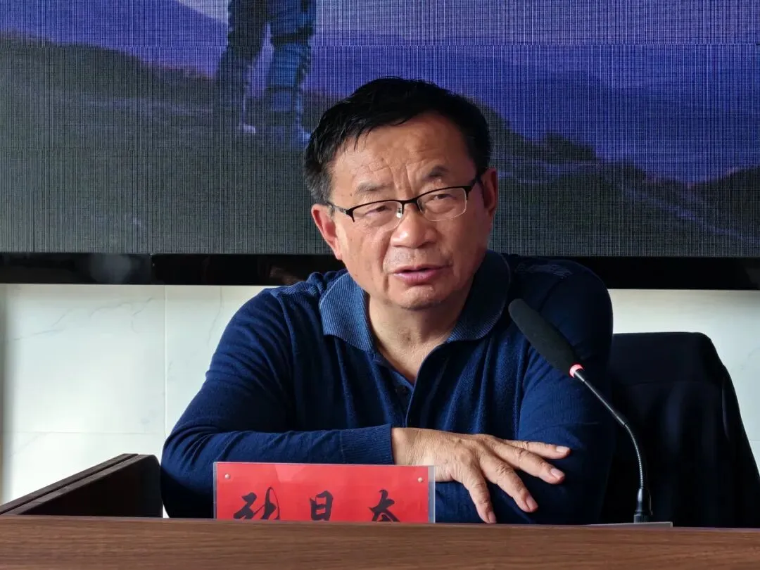 来凤县春晖学校初中部中考会考必胜 第29张