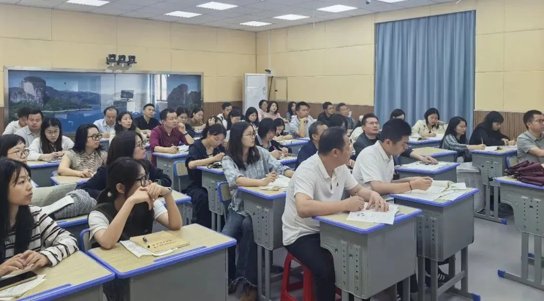 聚焦高考真题 精研备考方向--区高中教研联盟“教考衔接”讲题活动在贞白中学举行 第3张