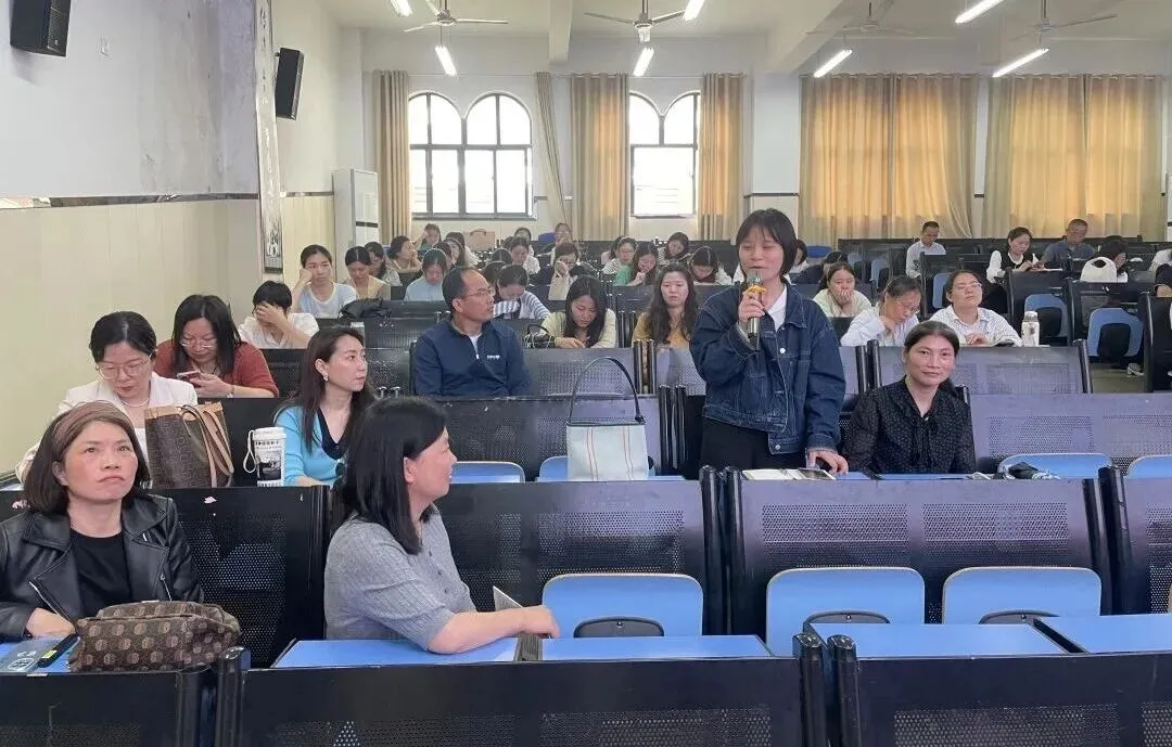 聚焦高考真题 精研备考方向--区高中教研联盟“教考衔接”讲题活动在贞白中学举行 第4张
