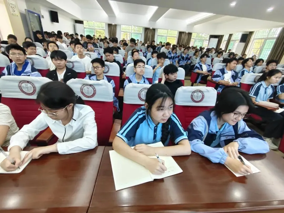 以“心”护航 逐梦中考|屈家岭一中九年级学生考前心理辅导活动圆满举行 第29张
