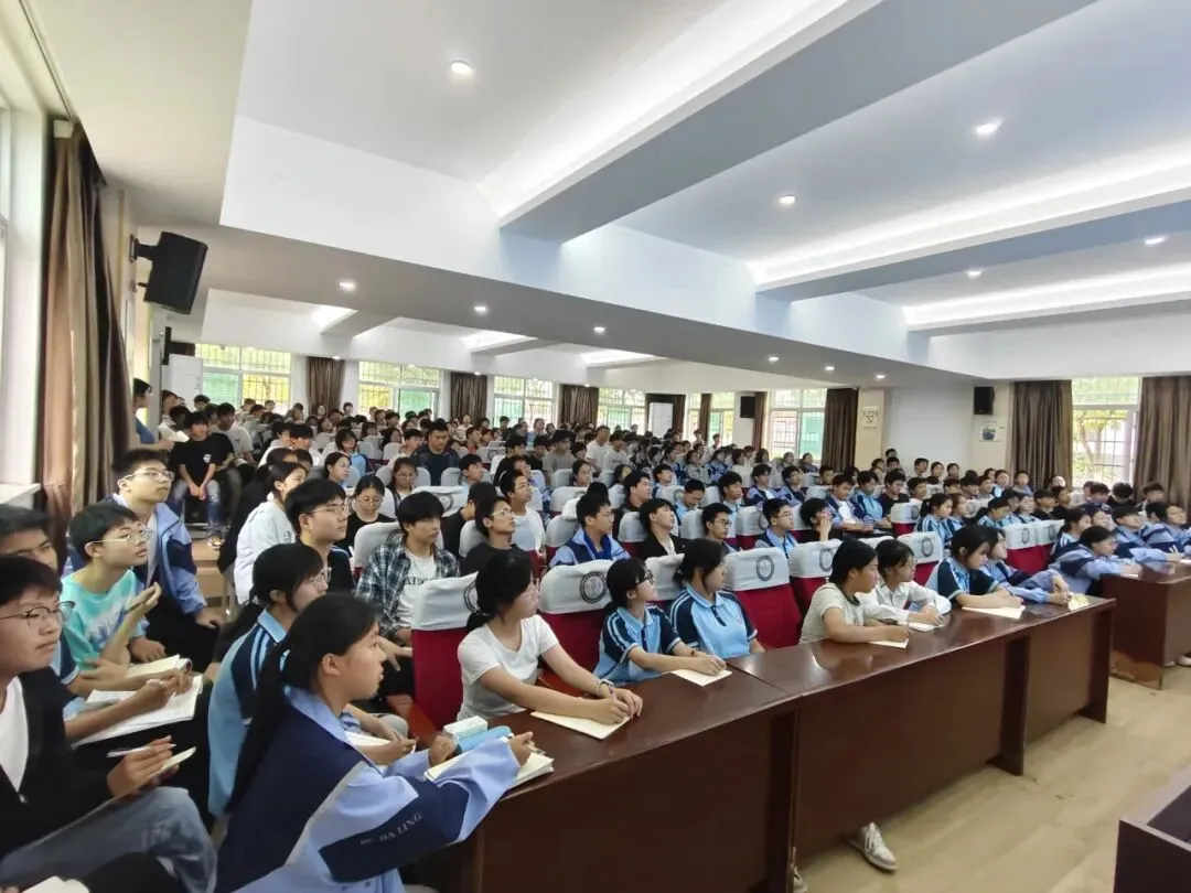 以“心”护航 逐梦中考|屈家岭一中九年级学生考前心理辅导活动圆满举行 第31张
