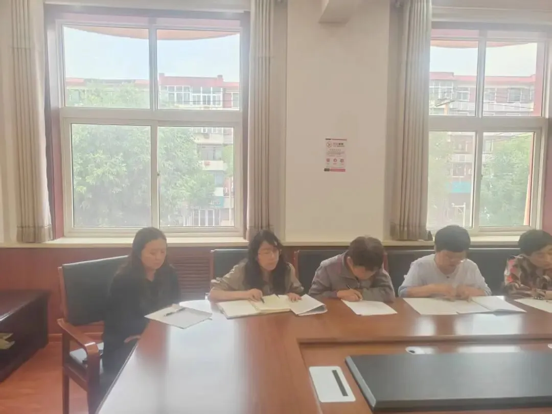 复盘一模得失 锚定中考目标——静海五中召开九年级一模分析会 第21张
