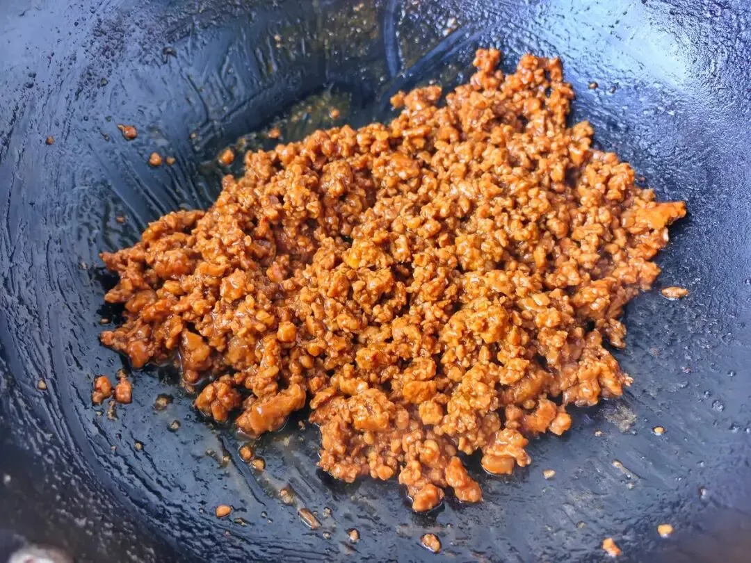 中考倒计时!初三儿子早餐不费妈,10分钟搞定肉酱面! 第3张