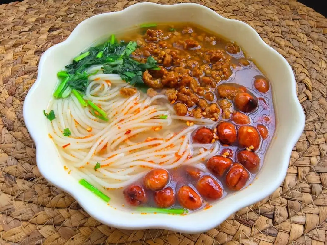 中考倒计时!初三儿子早餐不费妈,10分钟搞定肉酱面! 第5张