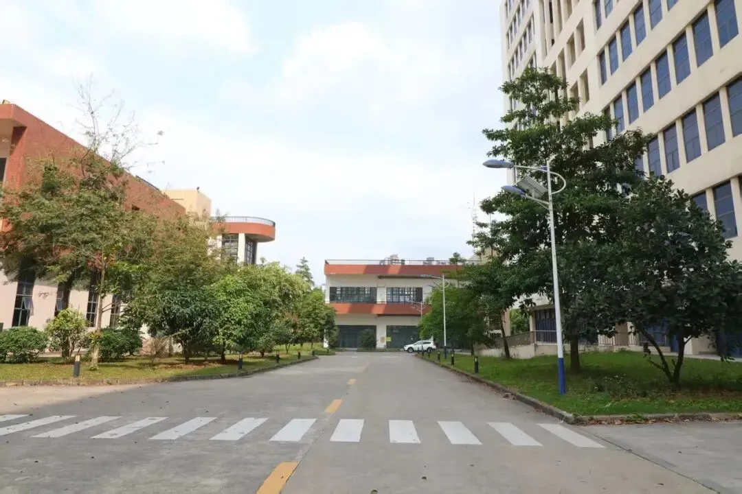 中考分数不理想怎么办?广西工贸职业技术学校2026招生指南 第11张