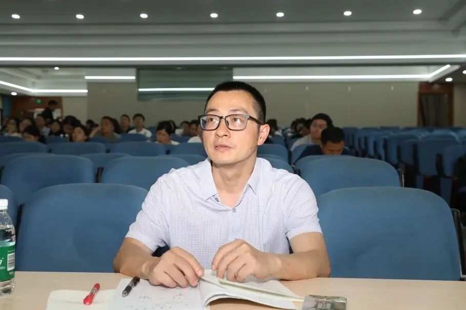 精研微专题 聚力备中考|成都高新区初中数学微专题教学暨中考复习研讨活动 第4张