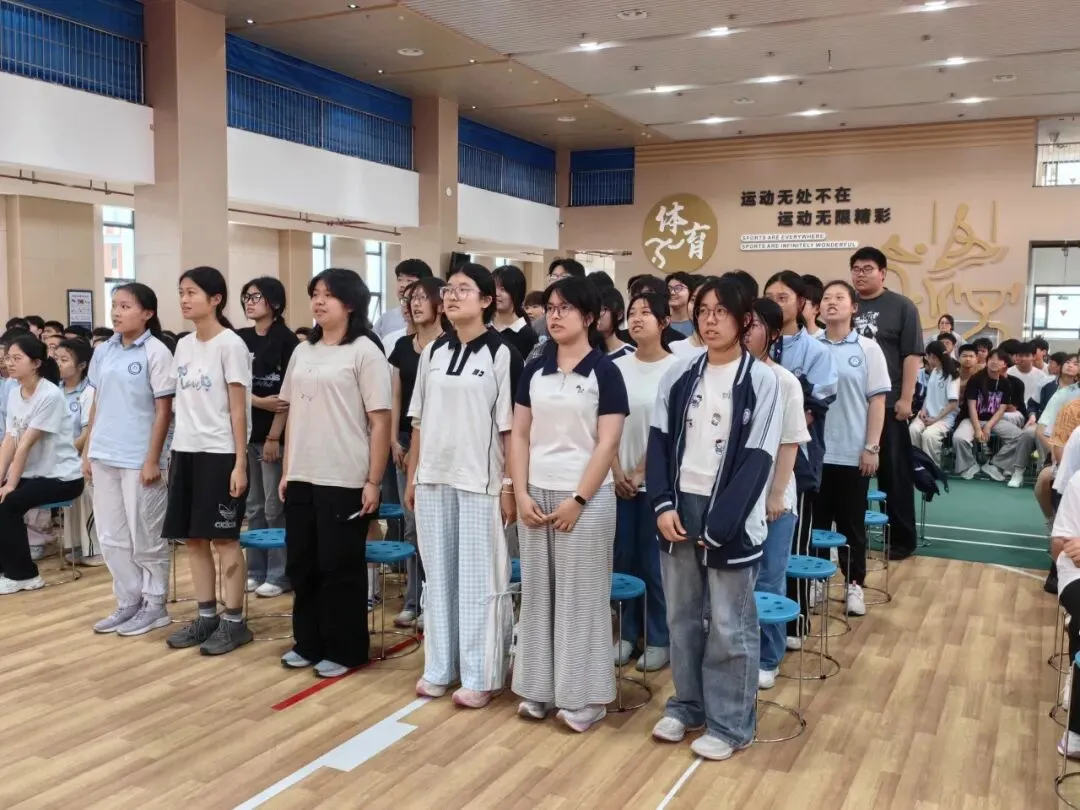 【中考动态】今朝亮剑耀乾坤  决胜六月铸荣光——无锡市滨湖区南泉中学开展2026届赋能护航团辅活动 第19张
