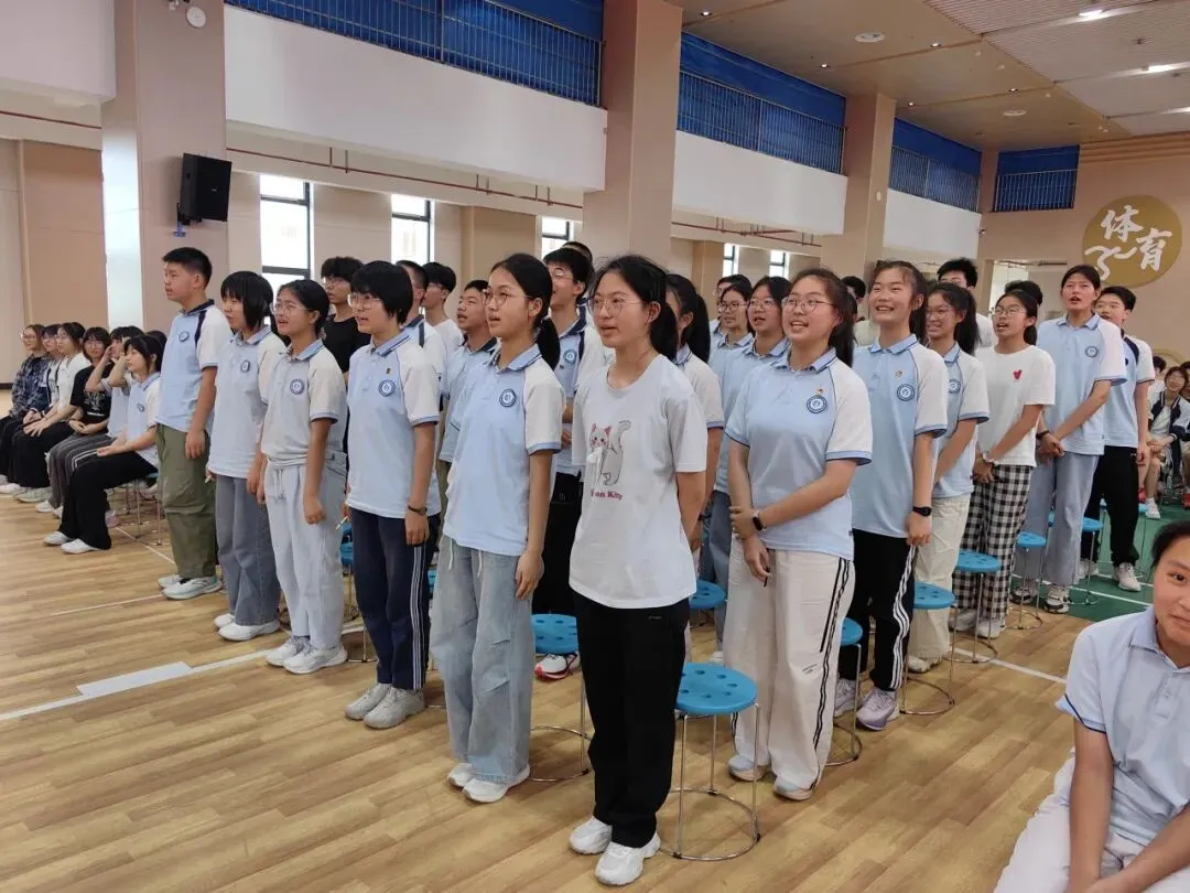 【中考动态】今朝亮剑耀乾坤  决胜六月铸荣光——无锡市滨湖区南泉中学开展2026届赋能护航团辅活动 第20张