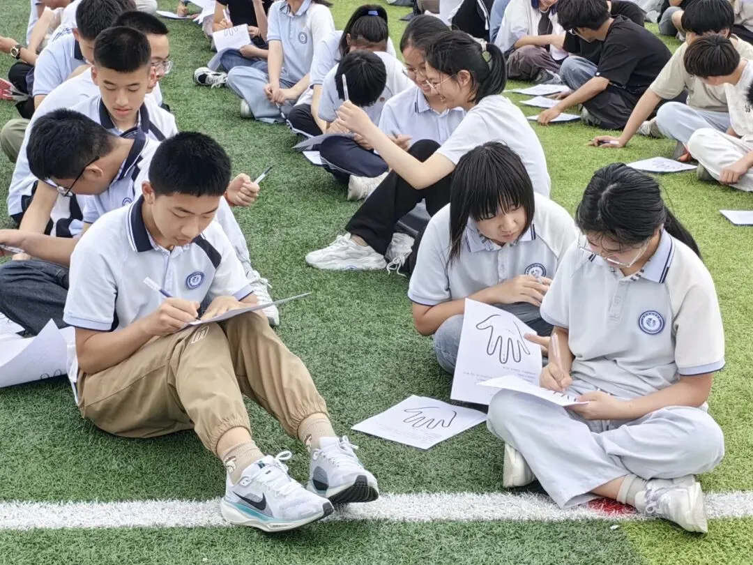 【中考动态】今朝亮剑耀乾坤  决胜六月铸荣光——无锡市滨湖区南泉中学开展2026届赋能护航团辅活动 第41张