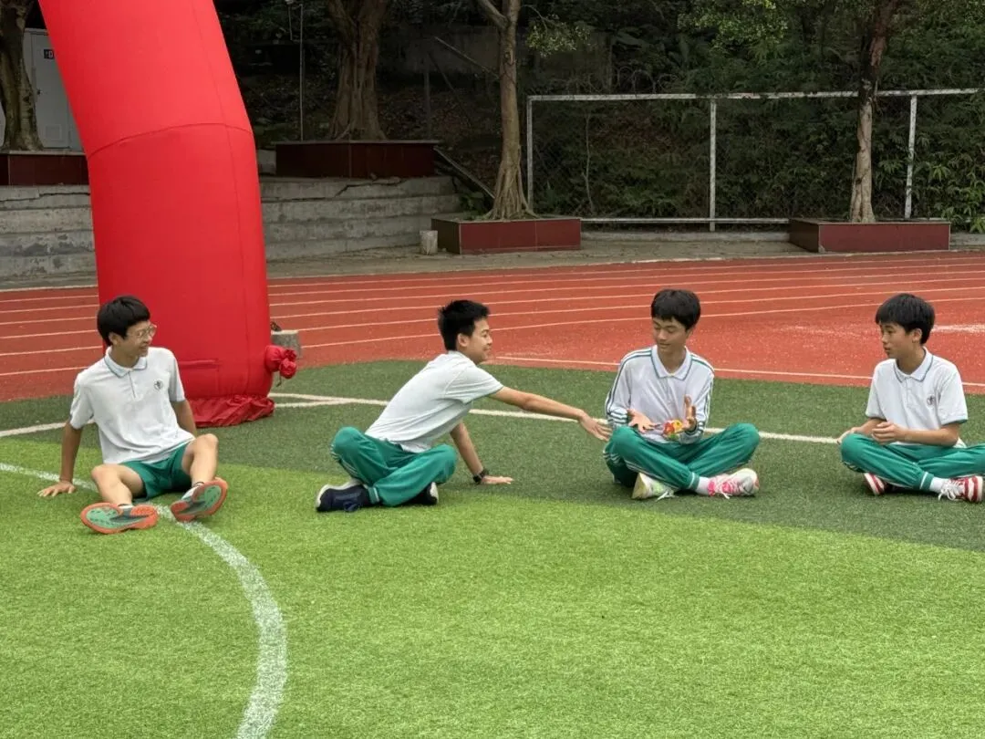 “凝心聚力磨利剑,稳行致远赢中考” 广州市第一一五中学2026年 心理调适暨誓师活动 第28张