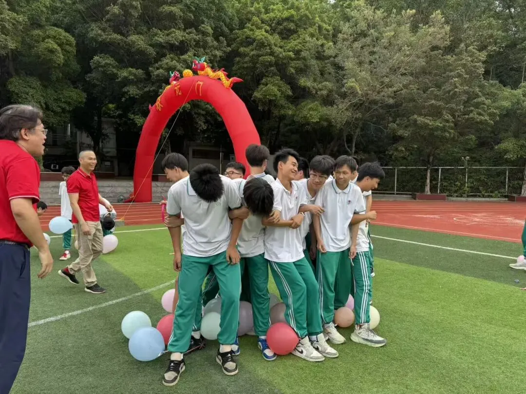 “凝心聚力磨利剑,稳行致远赢中考” 广州市第一一五中学2026年 心理调适暨誓师活动 第36张