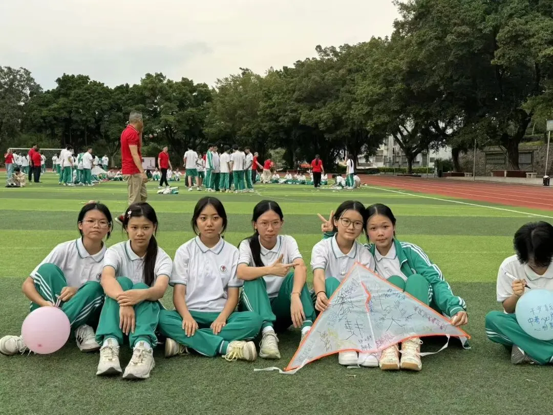 “凝心聚力磨利剑,稳行致远赢中考” 广州市第一一五中学2026年 心理调适暨誓师活动 第44张
