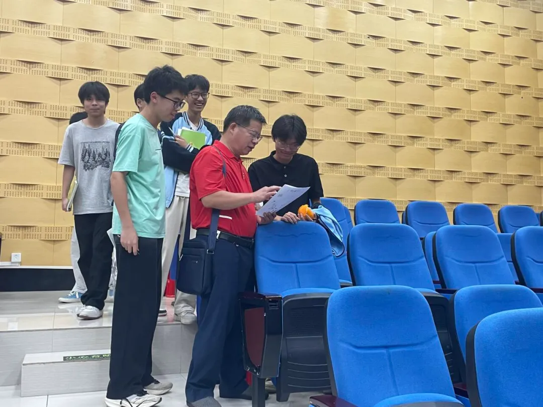 名师领航指方向 聚焦素养研真题——南宁市第二十六中学高三数学共话“五个一”策略,助力学子决胜六月 第12张