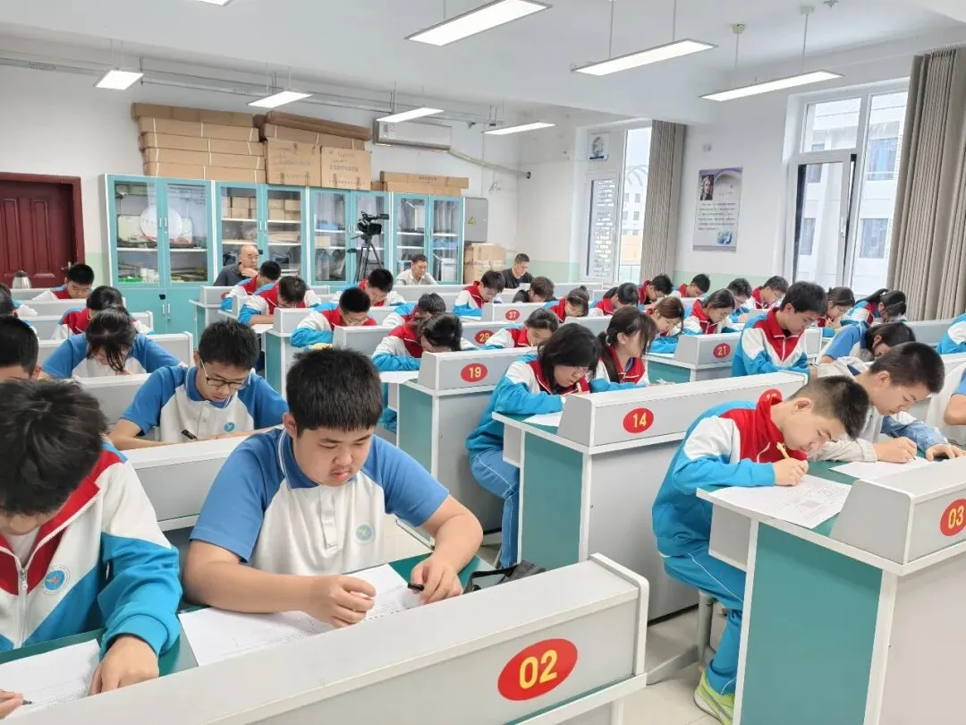 聚焦专题精研教学 凝心聚力冲刺中考——怀柔区物理备考团队送课到校活动走进十一怀柔 第3张