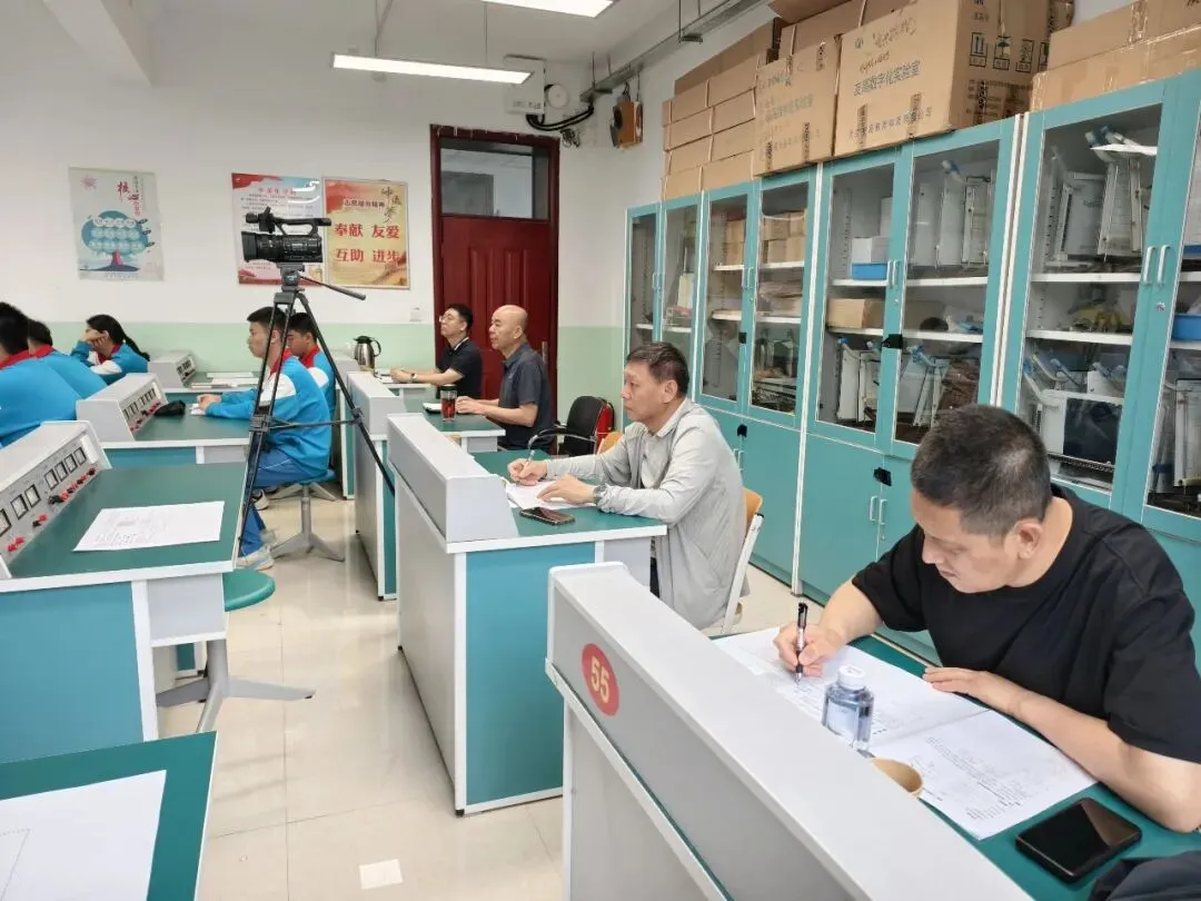 聚焦专题精研教学 凝心聚力冲刺中考——怀柔区物理备考团队送课到校活动走进十一怀柔 第8张