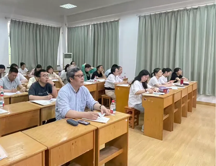 研思并进,蓄力中考——经开区初中数学中考复习研讨活动 第22张