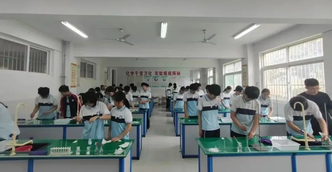 精研实验技能,备战中考实操——冠县汇文学校九年级化学实验操作专项培训 第1张