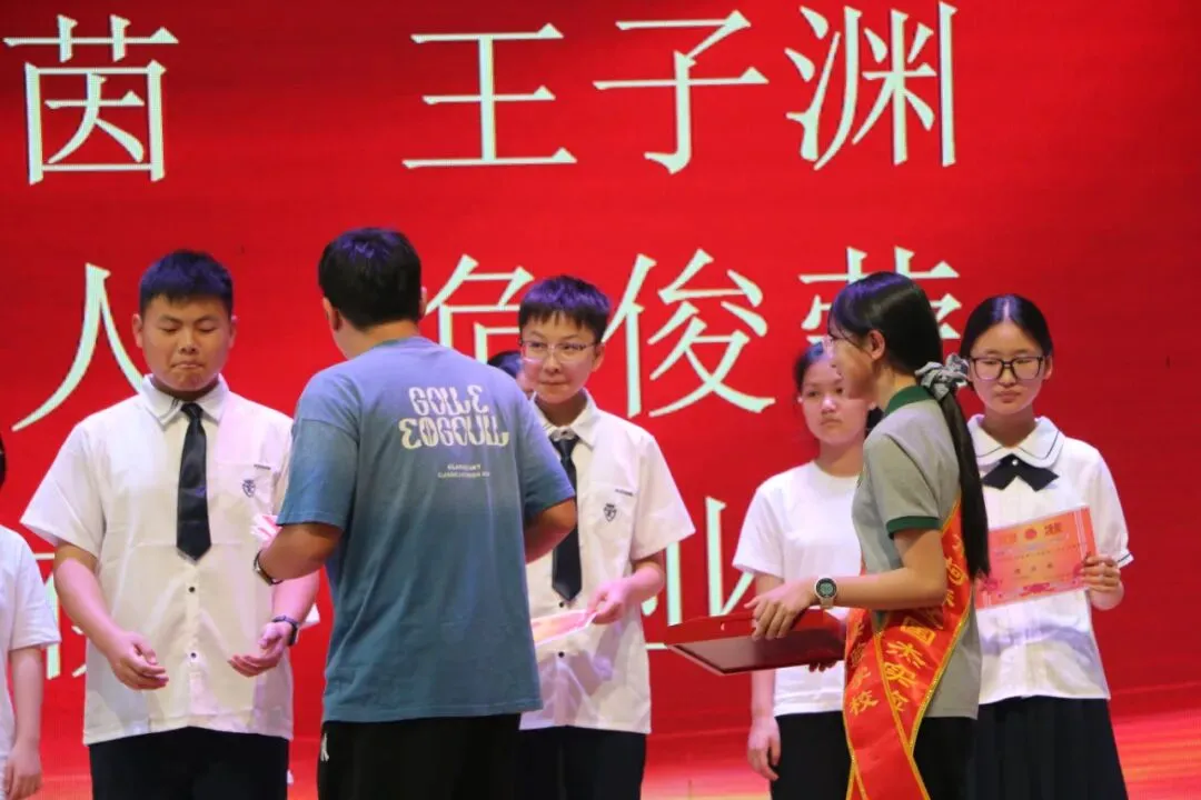 乘风破浪,决战中考——国杰实验学校初中部2026年中考誓师大会圆满举行 第19张
