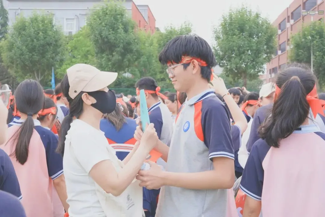 燃动青春,决胜中考——新乡市英才学校 2026 届中考冲刺誓师大会活动纪实 第10张