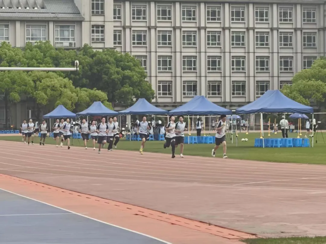 拼搏出彩,西瓜超甜——致2026届体育中考圆满收官! 第7张