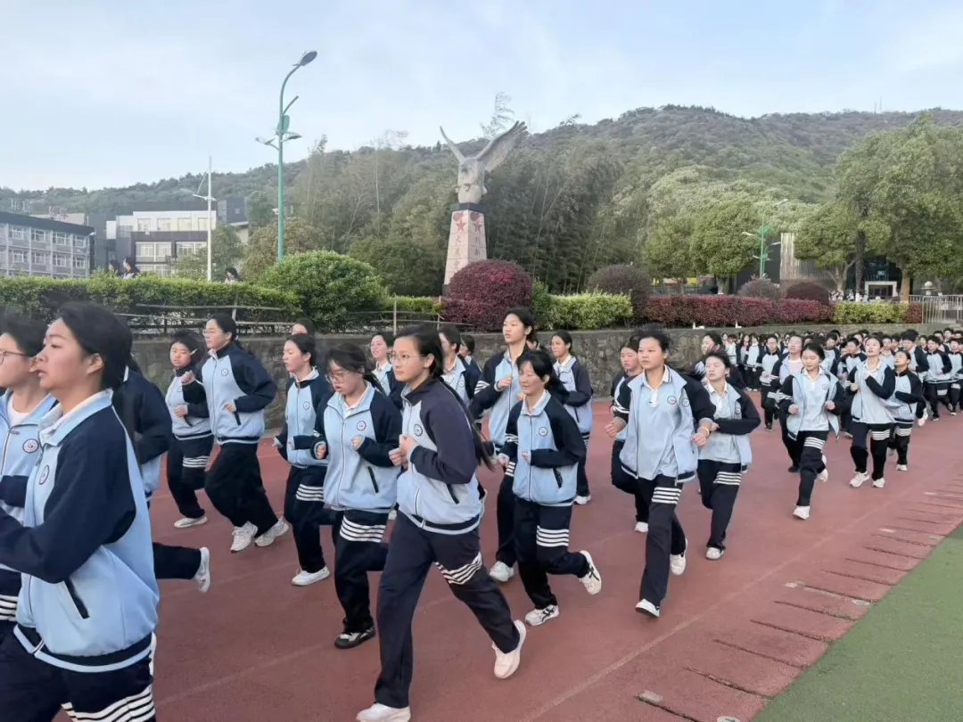 拼搏出彩,西瓜超甜——致2026届体育中考圆满收官! 第10张