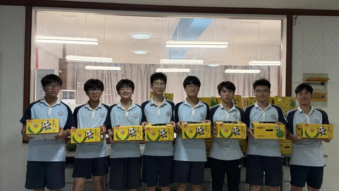 拼搏出彩,西瓜超甜——致2026届体育中考圆满收官! 第22张
