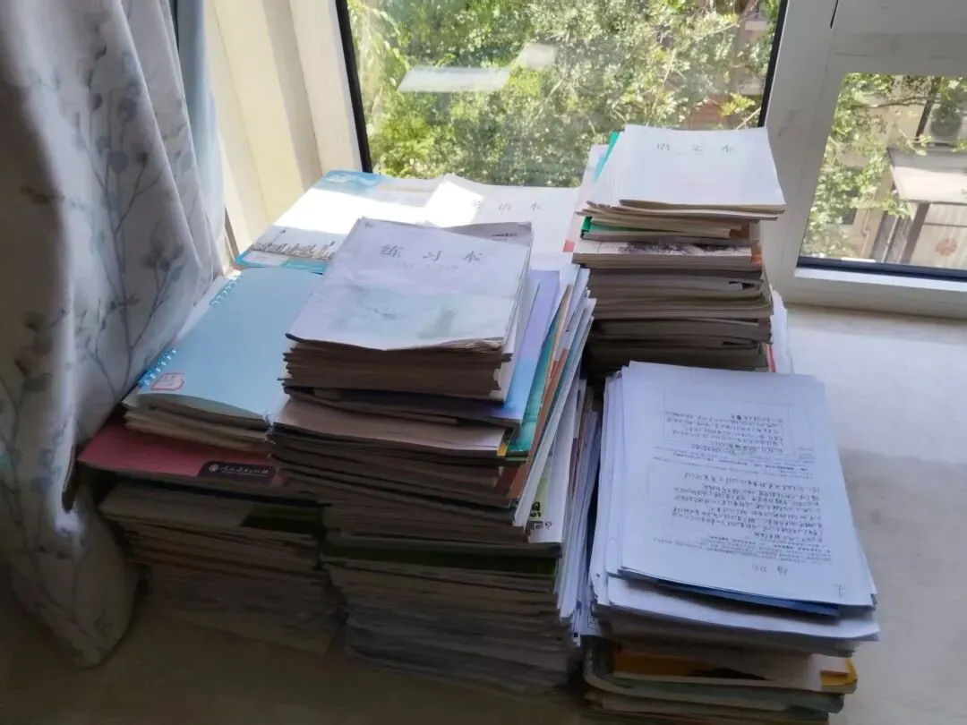 中学生开脑洞:我们学校一年下来做的试卷相当于多少棵树?结果属实是没想到~ 第1张