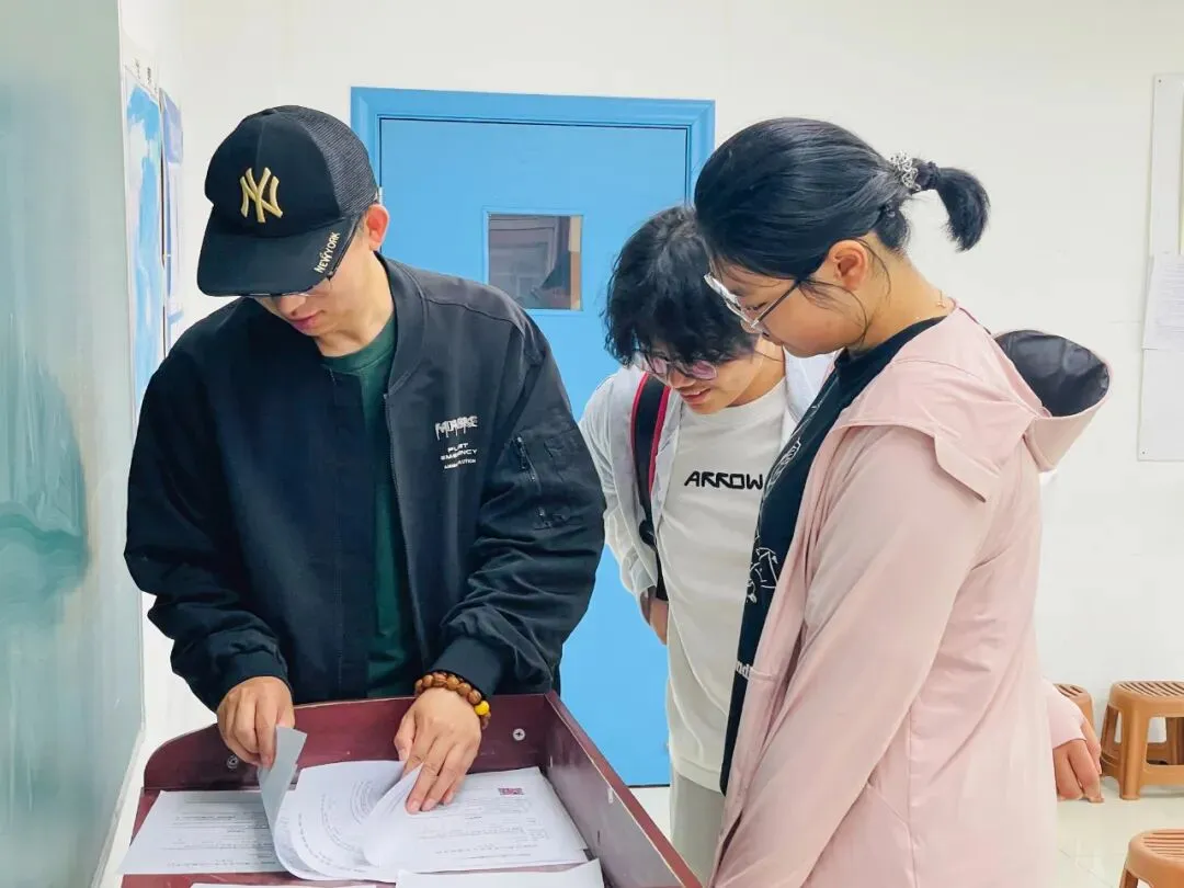 圆满结束丨2026年唐山市美术中考第二场模拟考试 第15张