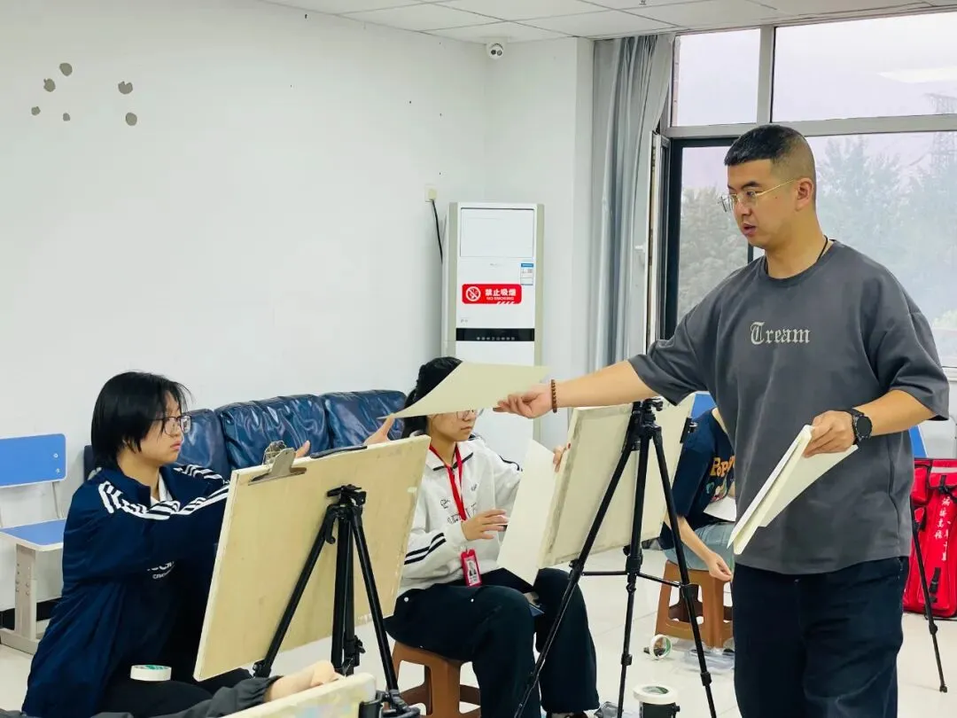 圆满结束丨2026年唐山市美术中考第二场模拟考试 第21张