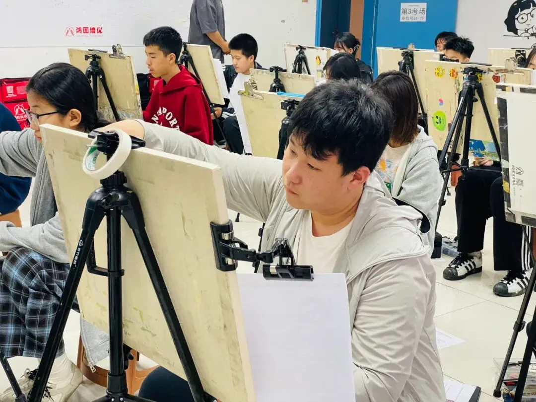 圆满结束丨2026年唐山市美术中考第二场模拟考试 第28张