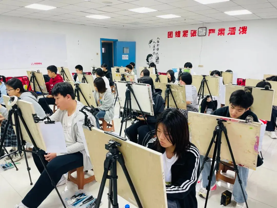 圆满结束丨2026年唐山市美术中考第二场模拟考试 第32张