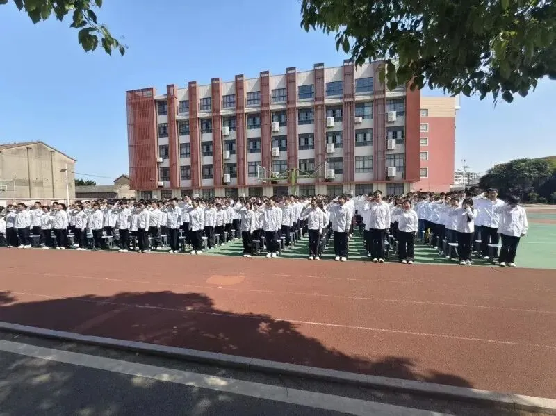 奋战三十天 决胜中考梦——【东台创新初中】2026届中考冲刺三十天动员大会隆重举行 第11张