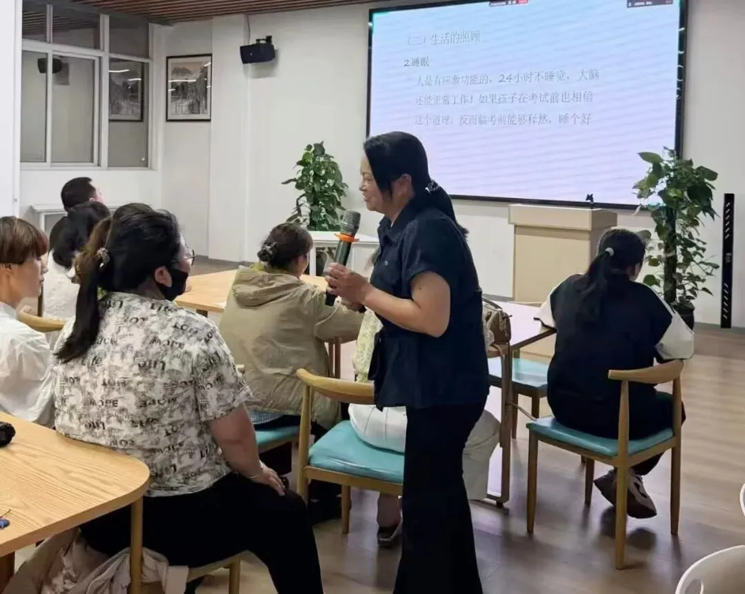 暖心护航备中考 科学共育助成长——邵武市家庭教育“五进”公益讲座走进邵武六中 第7张 暖心护航备中考 科学共育助成长——邵武市家庭教育“五进”公益讲座走进邵武六中 第7张