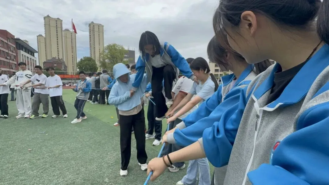 为心赋能,稳赢中考 | 池州三中2026届初三考前团体心理辅导暨户外素质拓展活动燃情开展-第18张图片-四季读书网