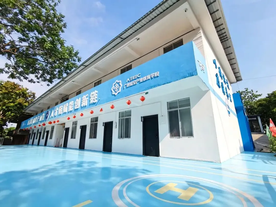 中考成绩C/C+?别焦虑!这所国企办学的宝藏中职,让“技能”和“升学”双向奔赴! 第1张 中考成绩C/C+?别焦虑!这所国企办学的宝藏中职,让“技能”和“升学”双向奔赴! 第1张
