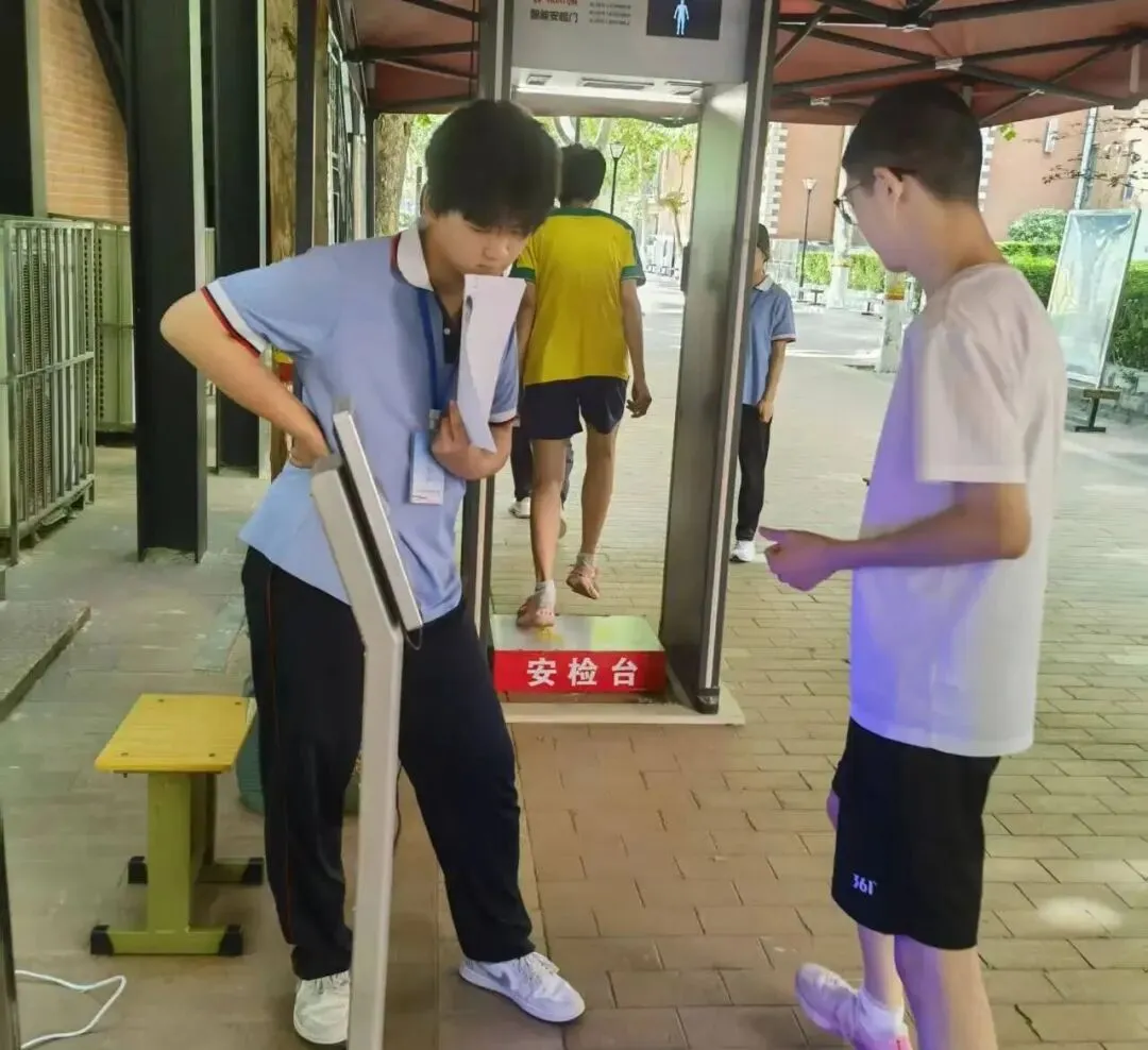 厚德学子助力中考体考,彰显青年担当 第7张
