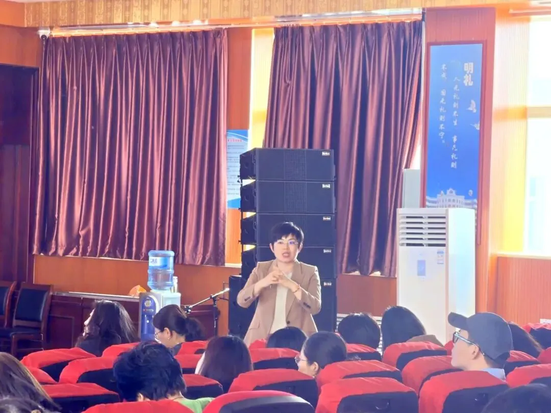 细研模考析得失 凝心聚力备中考——环翠区初中语文中考模拟训练分析研讨会 第21张