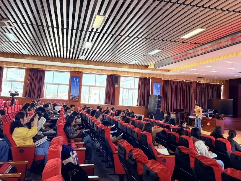 细研模考析得失 凝心聚力备中考——环翠区初中语文中考模拟训练分析研讨会 第24张