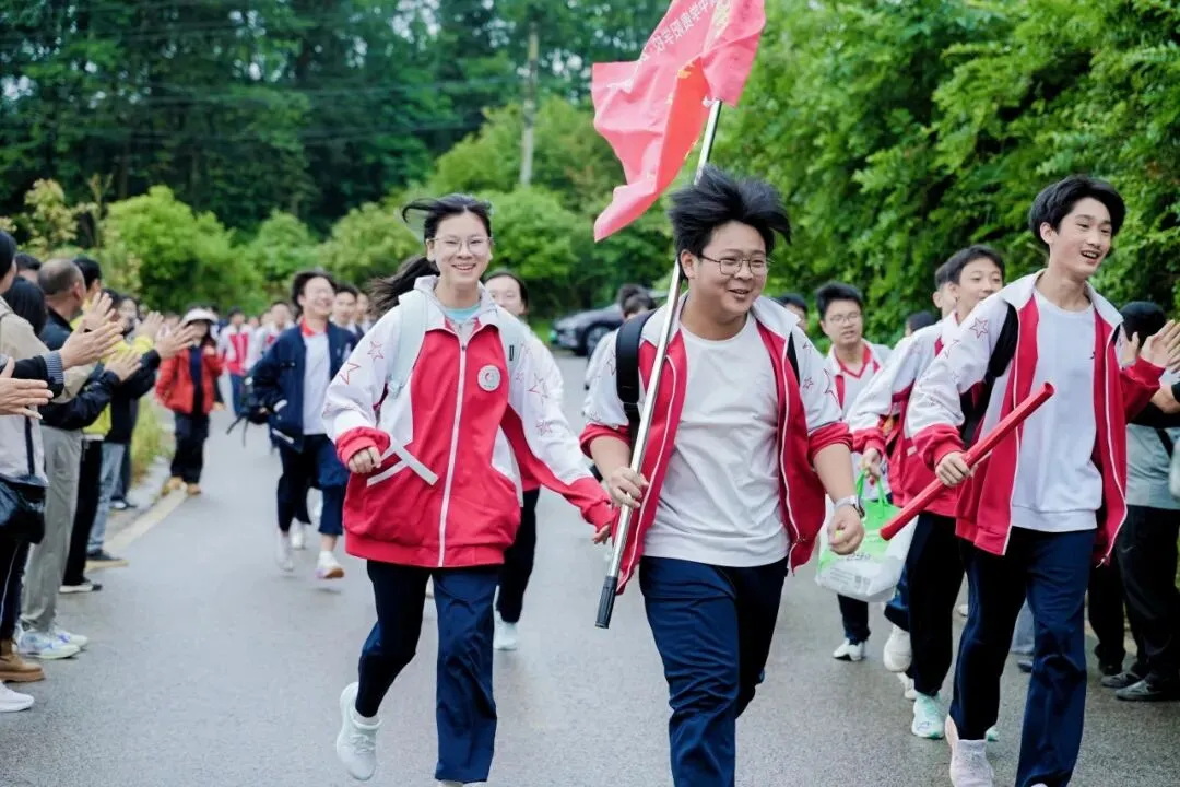 重走长征路·逐梦中考行|民附贵阳少年以脚步砺初心,以壮志赴征程 第15张
