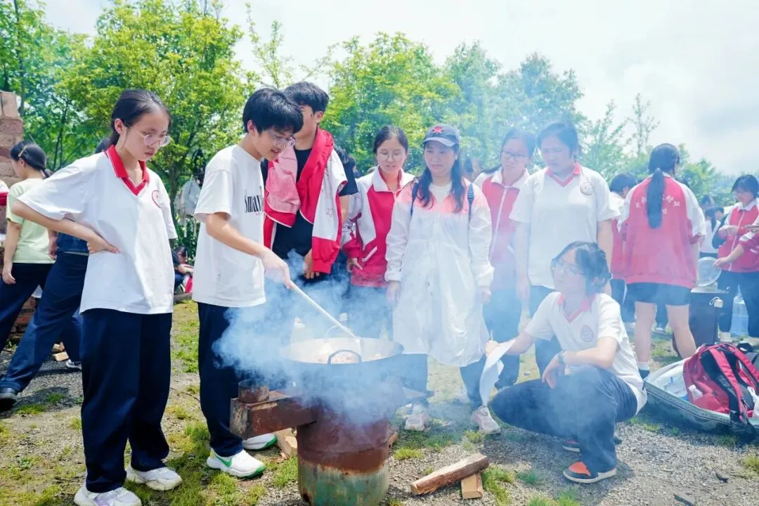 重走长征路·逐梦中考行|民附贵阳少年以脚步砺初心,以壮志赴征程 第29张
